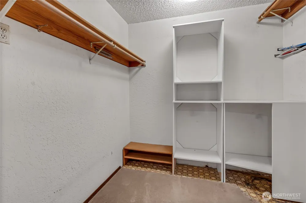 902 66th Avenue E Fife, WA 98424