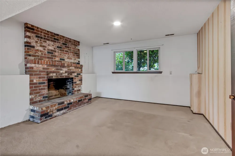 902 66th Avenue E Fife, WA 98424