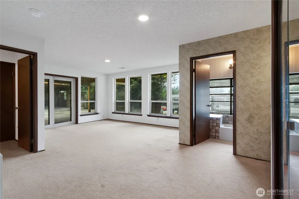 902 66th Avenue E Fife, WA 98424