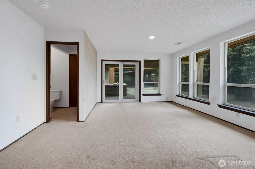902 66th Avenue E Fife, WA 98424