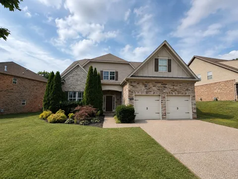 4214 Brookline Dr