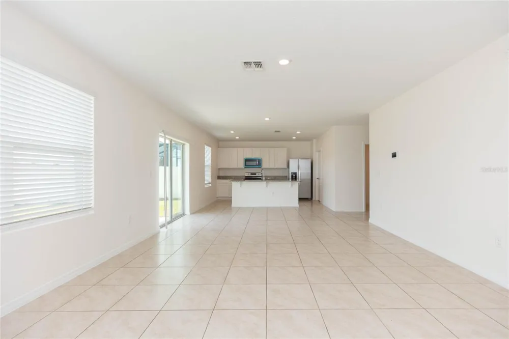 478 AUTUMN STREAM DRIVE Auburndale, FL 33823