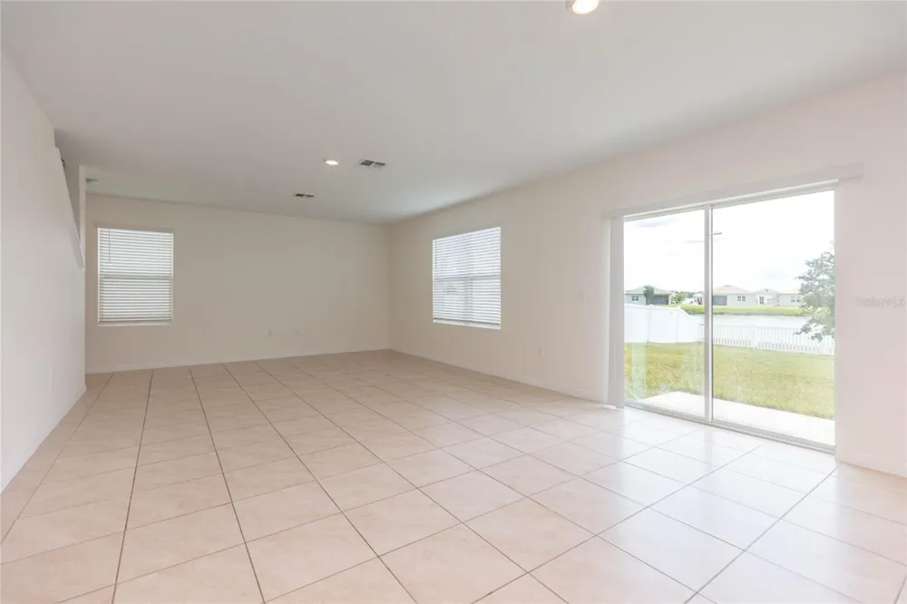 478 AUTUMN STREAM DRIVE Auburndale, FL 33823