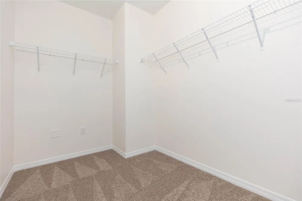 478 AUTUMN STREAM DRIVE Auburndale, FL 33823