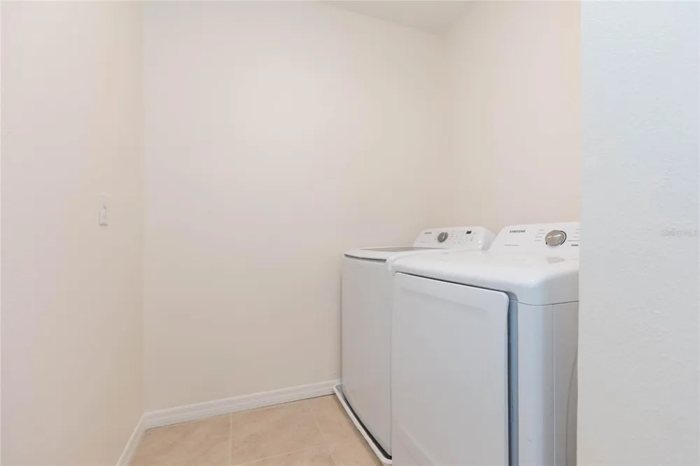 478 AUTUMN STREAM DRIVE Auburndale, FL 33823