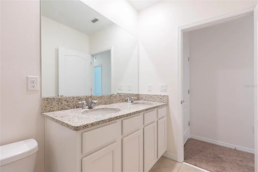 478 AUTUMN STREAM DRIVE Auburndale, FL 33823