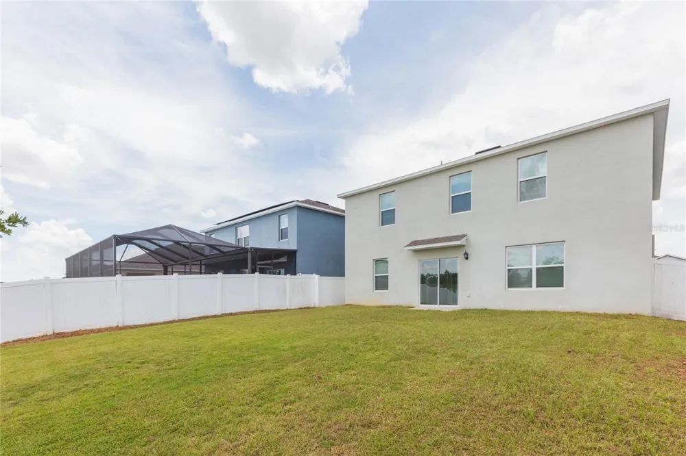 478 AUTUMN STREAM DRIVE Auburndale, FL 33823