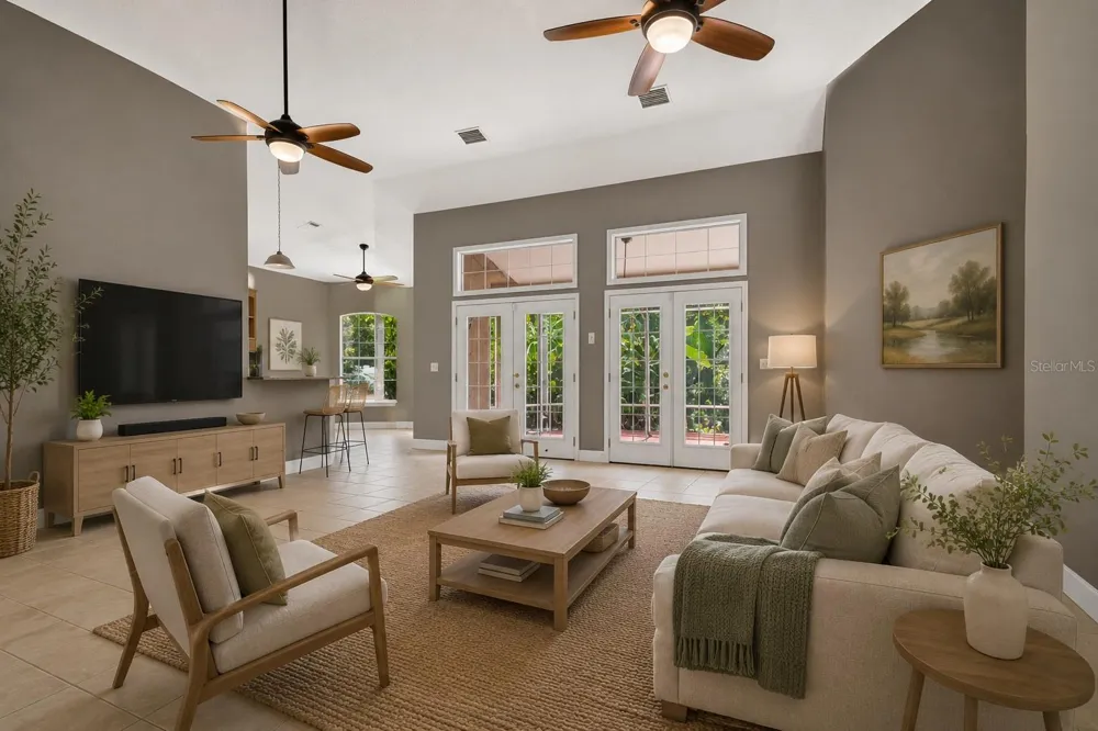 2007 RIVER CROSSING DRIVE Valrico, FL 33596