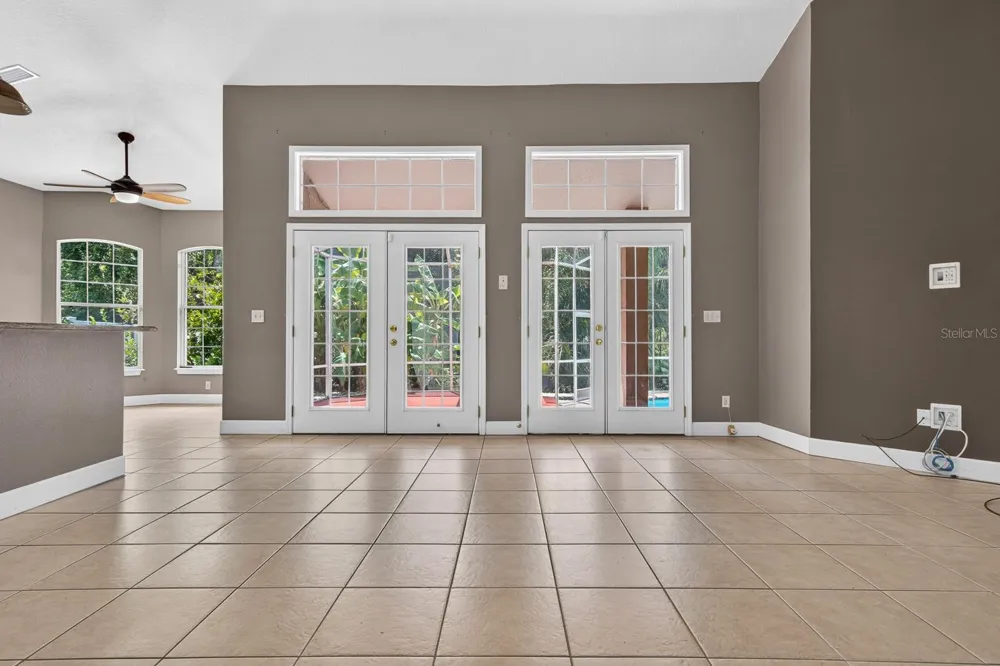 2007 RIVER CROSSING DRIVE Valrico, FL 33596