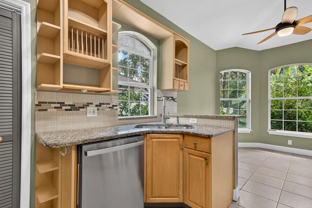 2007 RIVER CROSSING DRIVE Valrico, FL 33596