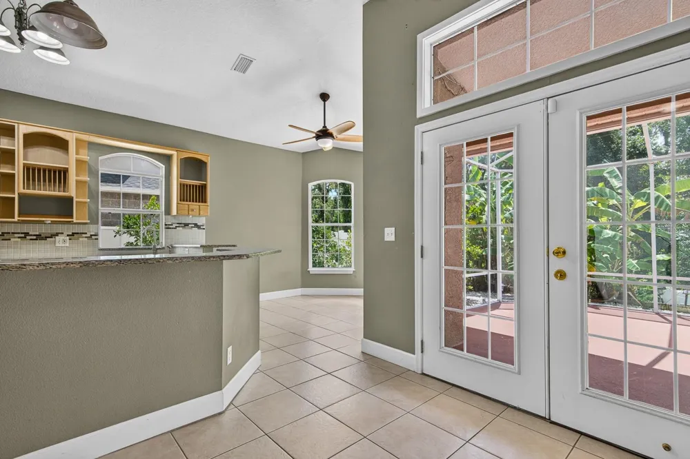 2007 RIVER CROSSING DRIVE Valrico, FL 33596
