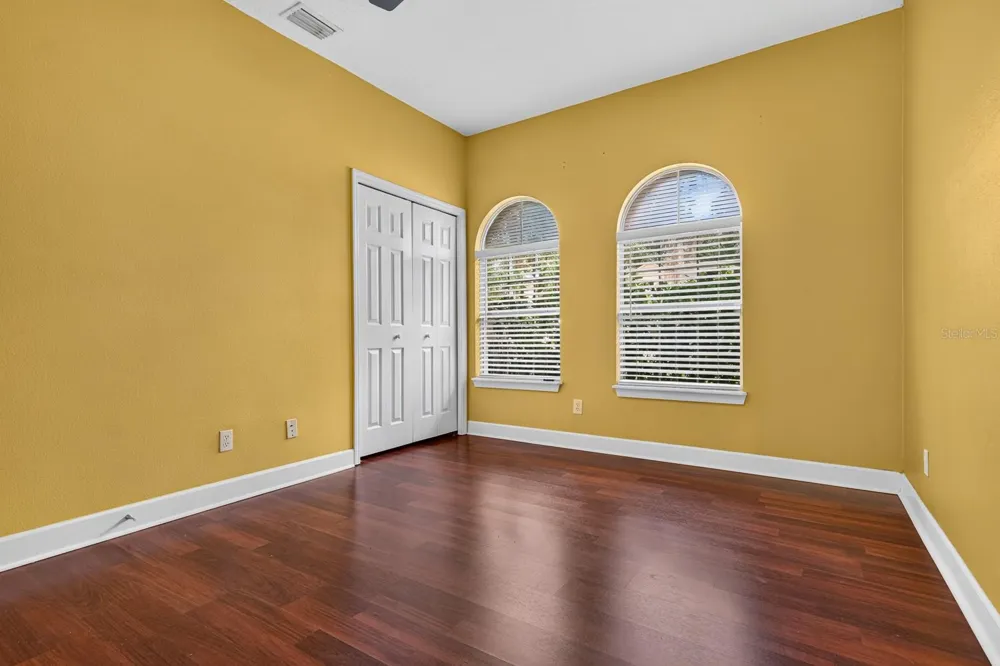 2007 RIVER CROSSING DRIVE Valrico, FL 33596