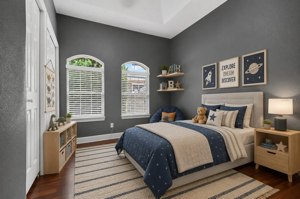 2007 RIVER CROSSING DRIVE Valrico, FL 33596