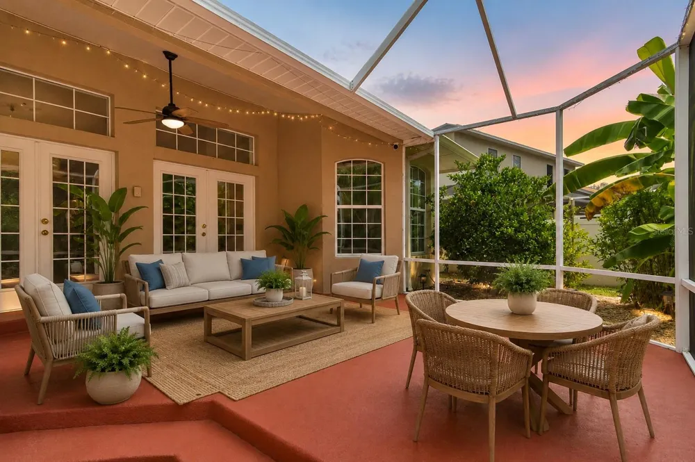 2007 RIVER CROSSING DRIVE Valrico, FL 33596