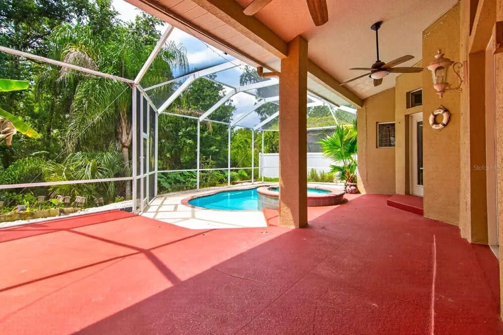 2007 RIVER CROSSING DRIVE Valrico, FL 33596