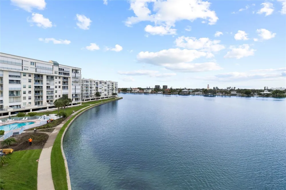 7974 SAILBOAT KEY BOULEVARD S #408 South Pasadena, FL 33707