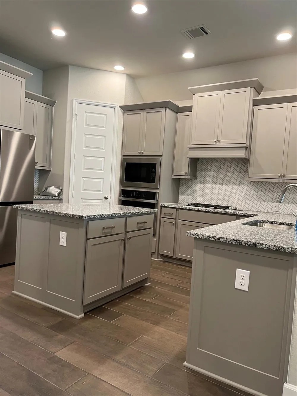 15830 Bird Of Paradise Drive Conroe, TX 77302