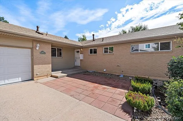 1181 E Costilla Avenue Littleton, CO 80122