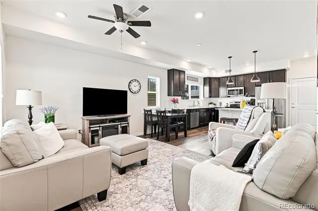 867 E 98th Avenue #1201 Thornton, CO 80229