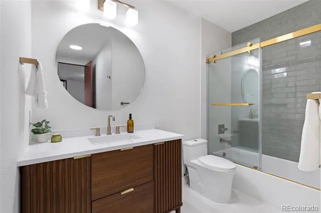 6180 E Quincy Avenue Cherry Hills Village, CO 80111