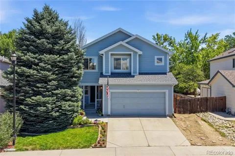 3401 Larkspur Drive