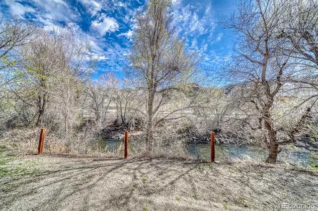 402 E Sackett Avenue #G Salida, CO 81201