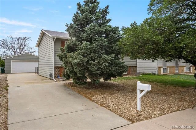 1115 Ouray Street Aurora, CO 80011