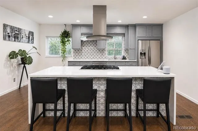 205 S Tucson Circle Aurora, CO 80012
