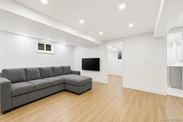 205 S Tucson Circle Aurora, CO 80012
