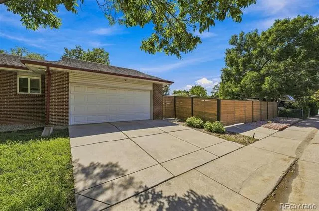 205 S Tucson Circle Aurora, CO 80012