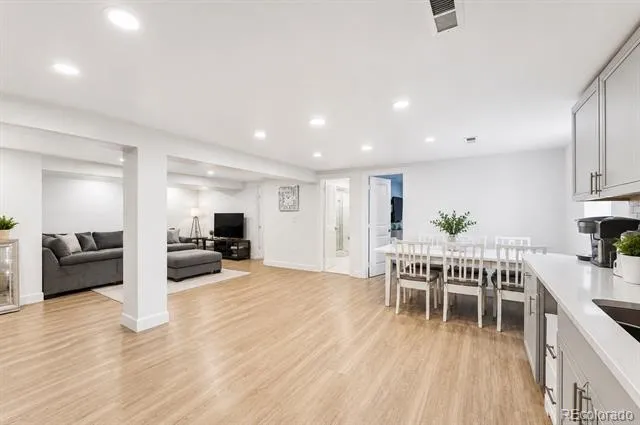 205 S Tucson Circle Aurora, CO 80012