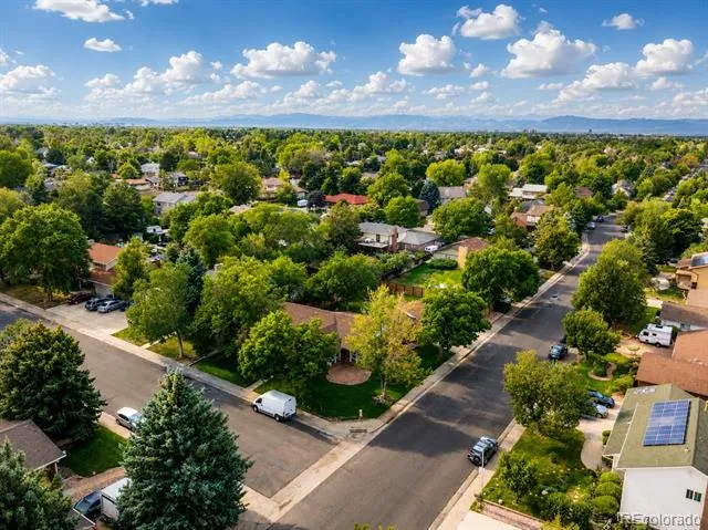 205 S Tucson Circle Aurora, CO 80012