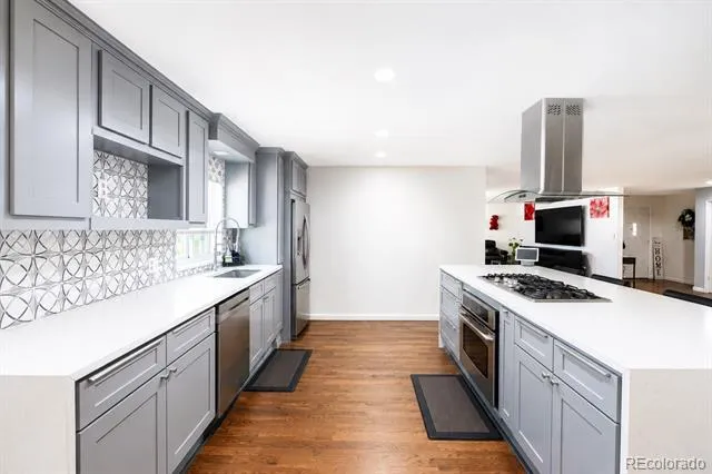 205 S Tucson Circle Aurora, CO 80012