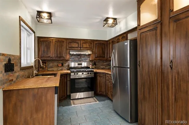 300 Ute Trail Woodland Park, CO 80863