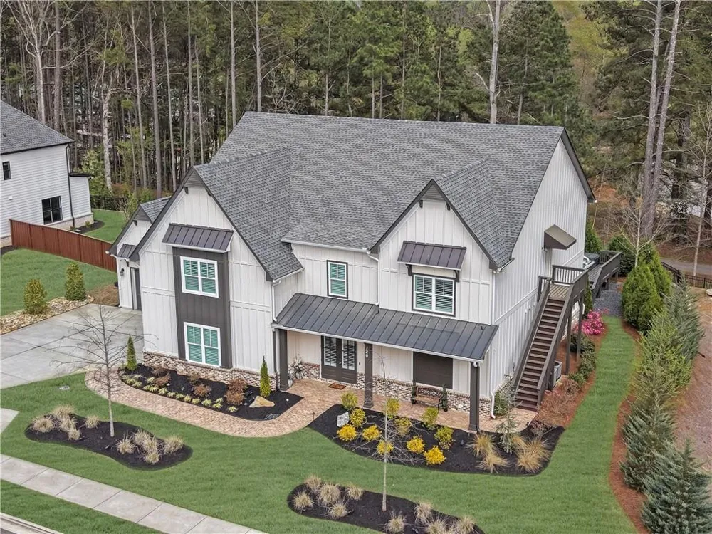 120 Chateau Place Woodstock, GA 30188