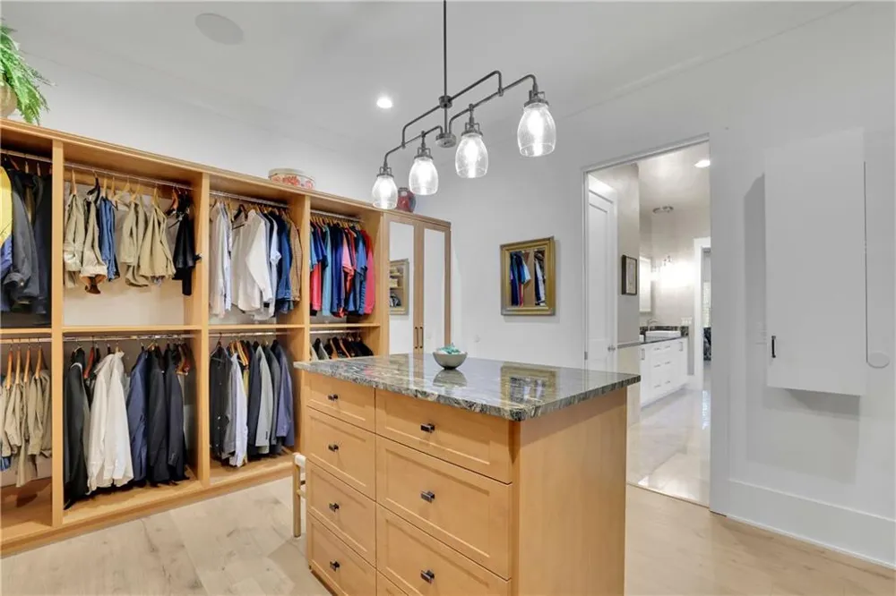 120 Chateau Place Woodstock, GA 30188