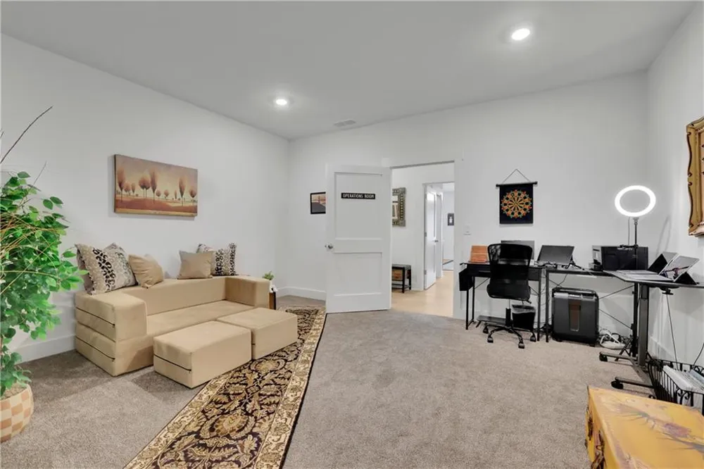 120 Chateau Place Woodstock, GA 30188