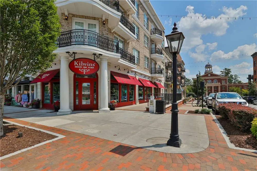 120 Chateau Place Woodstock, GA 30188