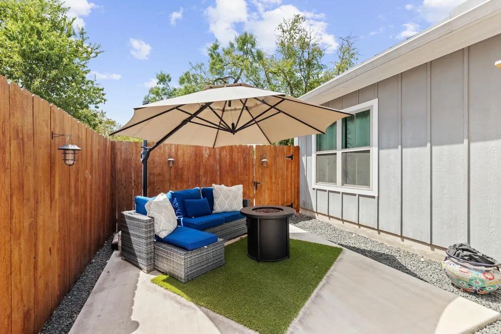 502 S Eagle Street #202 Fredericksburg, TX 78624