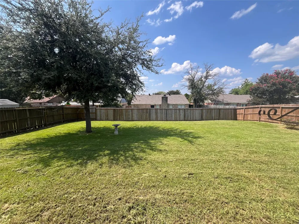 13340 Miller Lane Willis, TX 77318