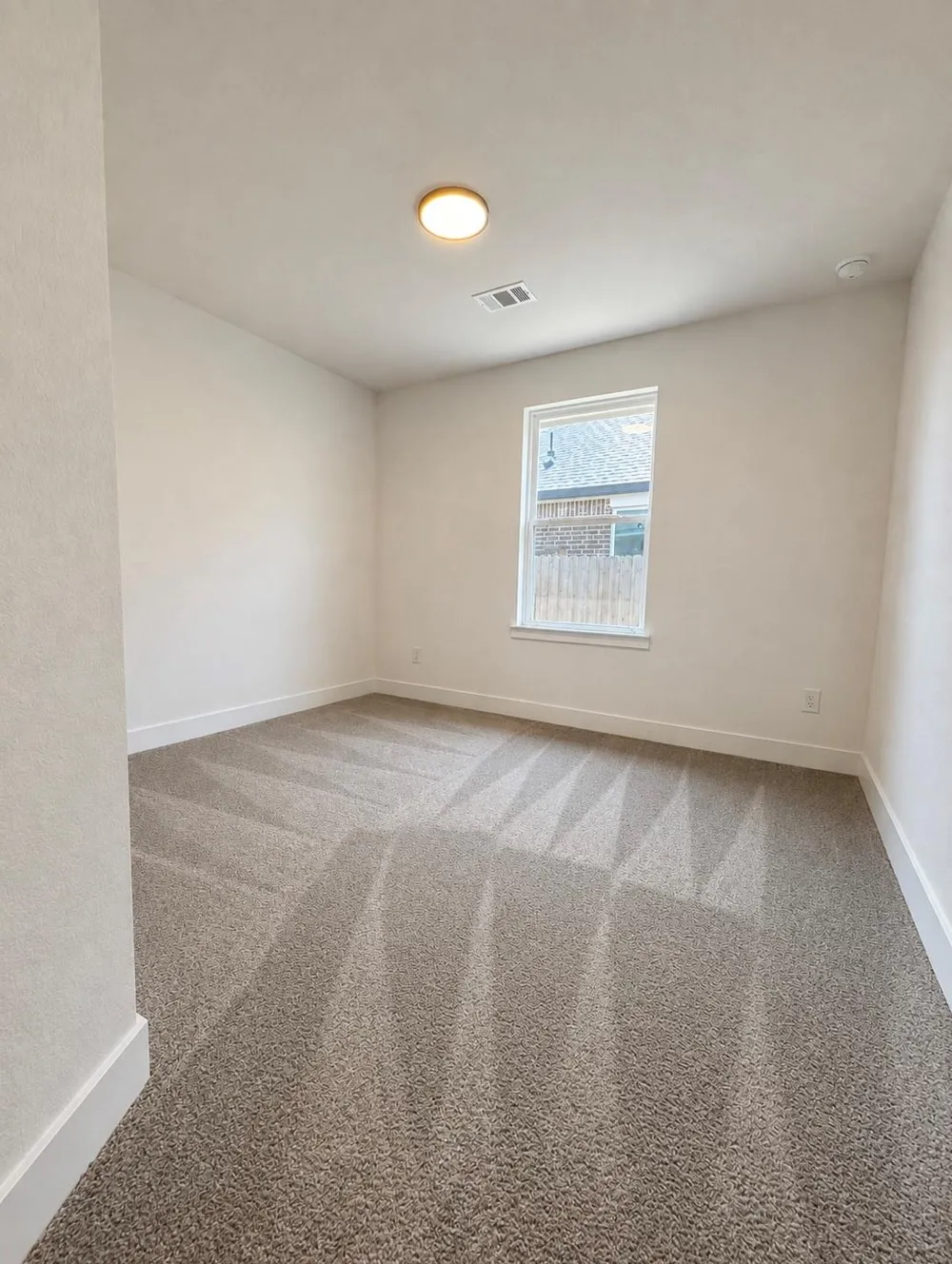 2039 Emerald Lake Trail Dayton, TX 77535
