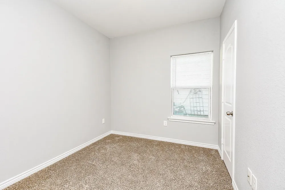 16948 W Ivanhoe Montgomery, TX 77316