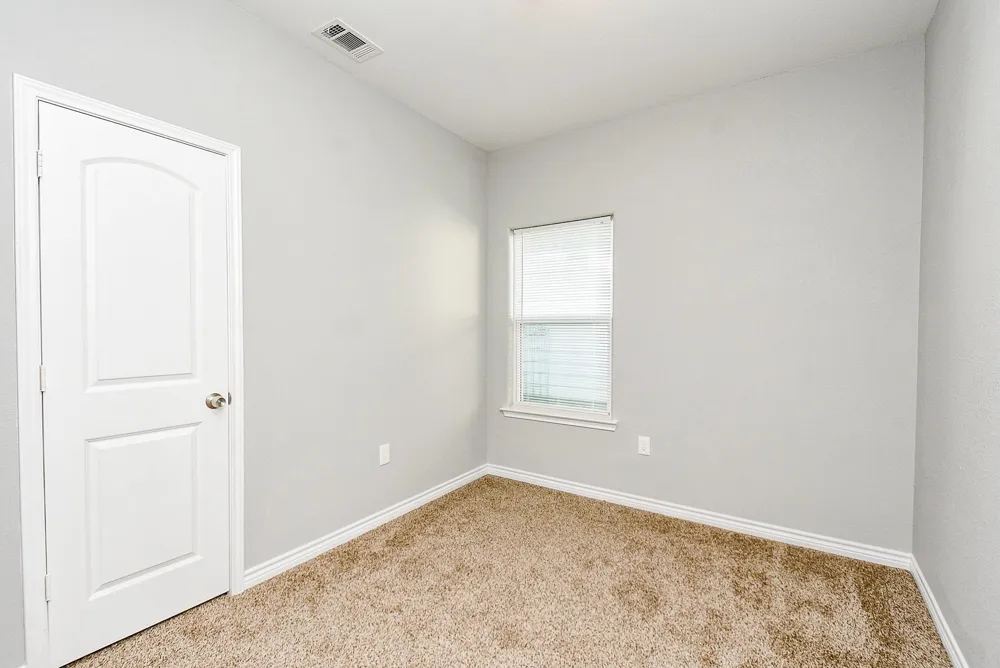 16948 W Ivanhoe Montgomery, TX 77316