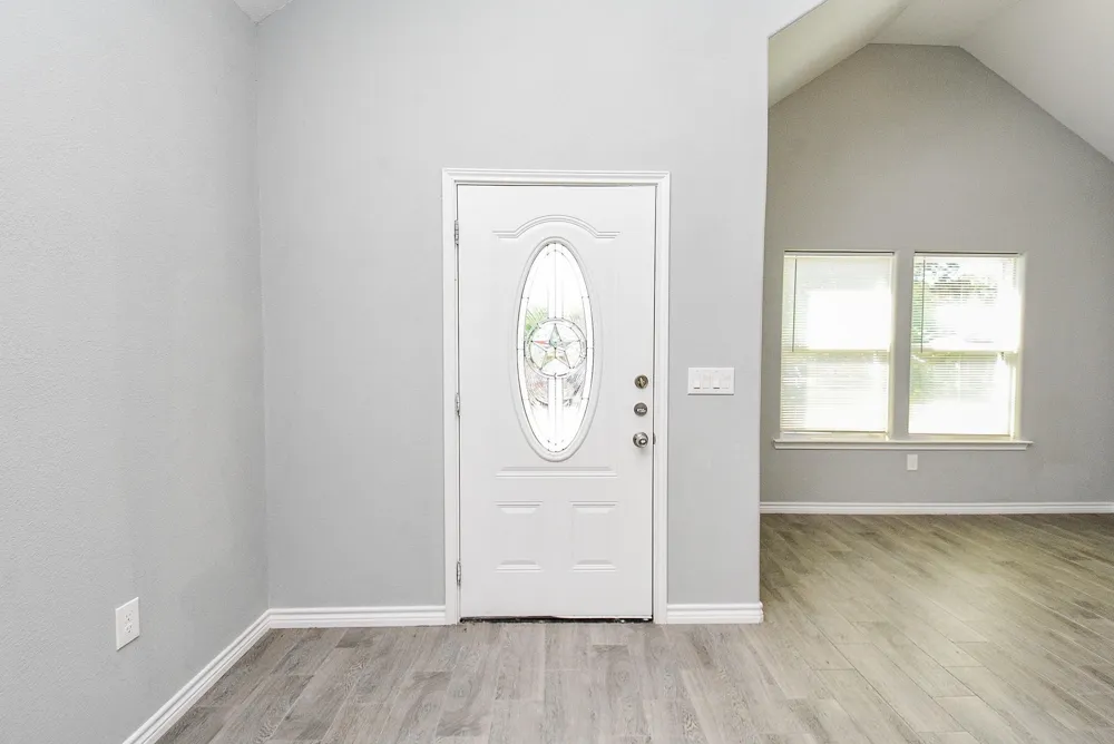 16948 W Ivanhoe Montgomery, TX 77316