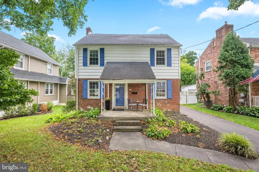 77 FOREST ROAD Springfield, PA 19064
