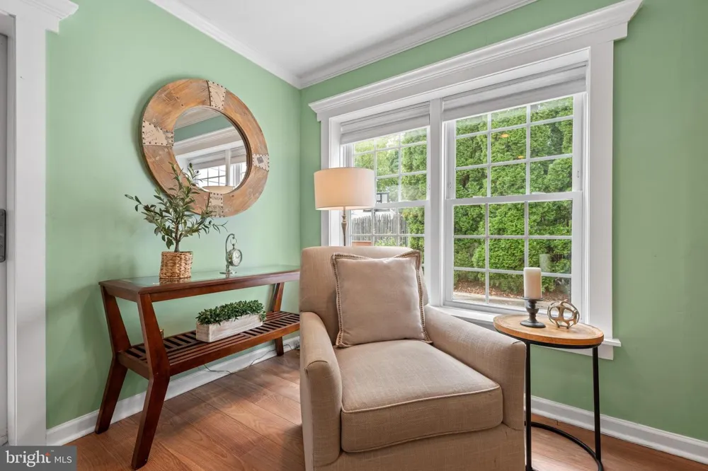 77 FOREST ROAD Springfield, PA 19064