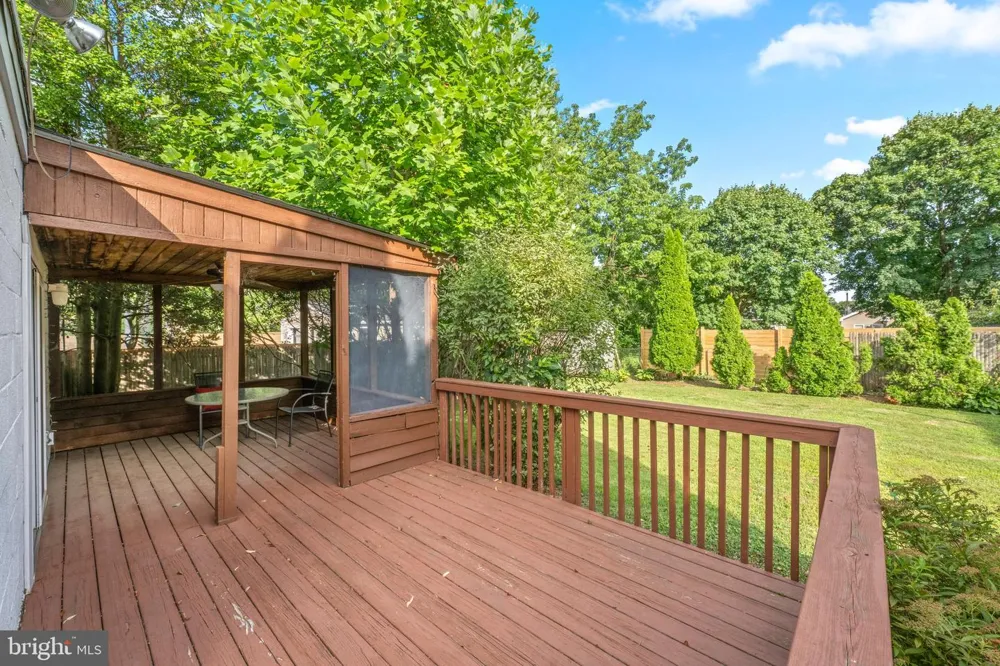77 FOREST ROAD Springfield, PA 19064