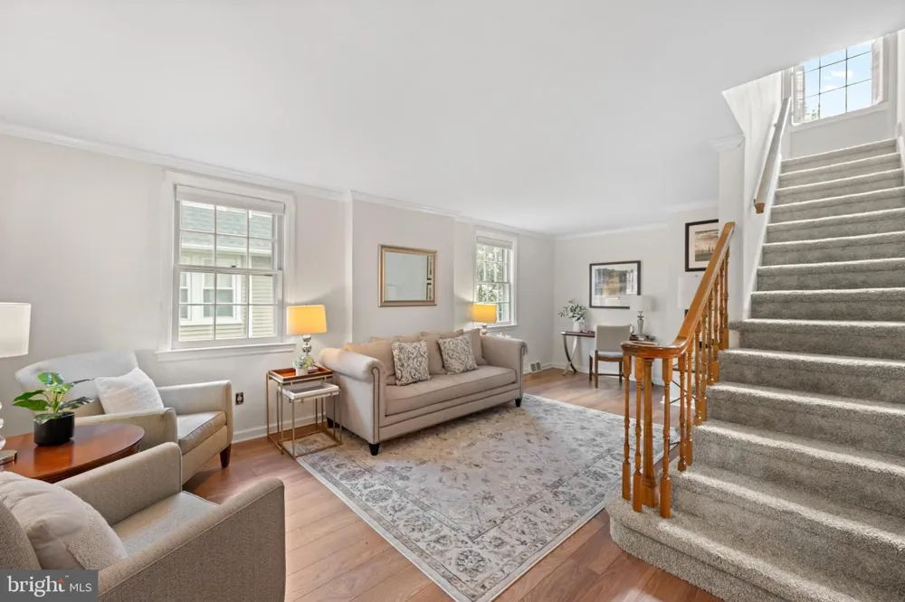 77 FOREST ROAD Springfield, PA 19064