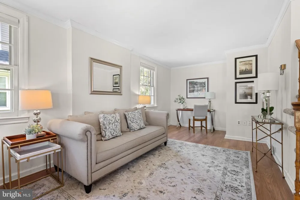 77 FOREST ROAD Springfield, PA 19064