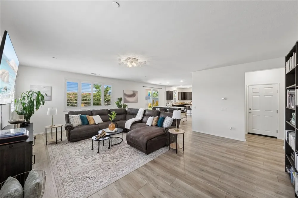 25432 Lone Acres Road Menifee, CA 92584